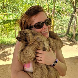 Meet your Posher, Debi